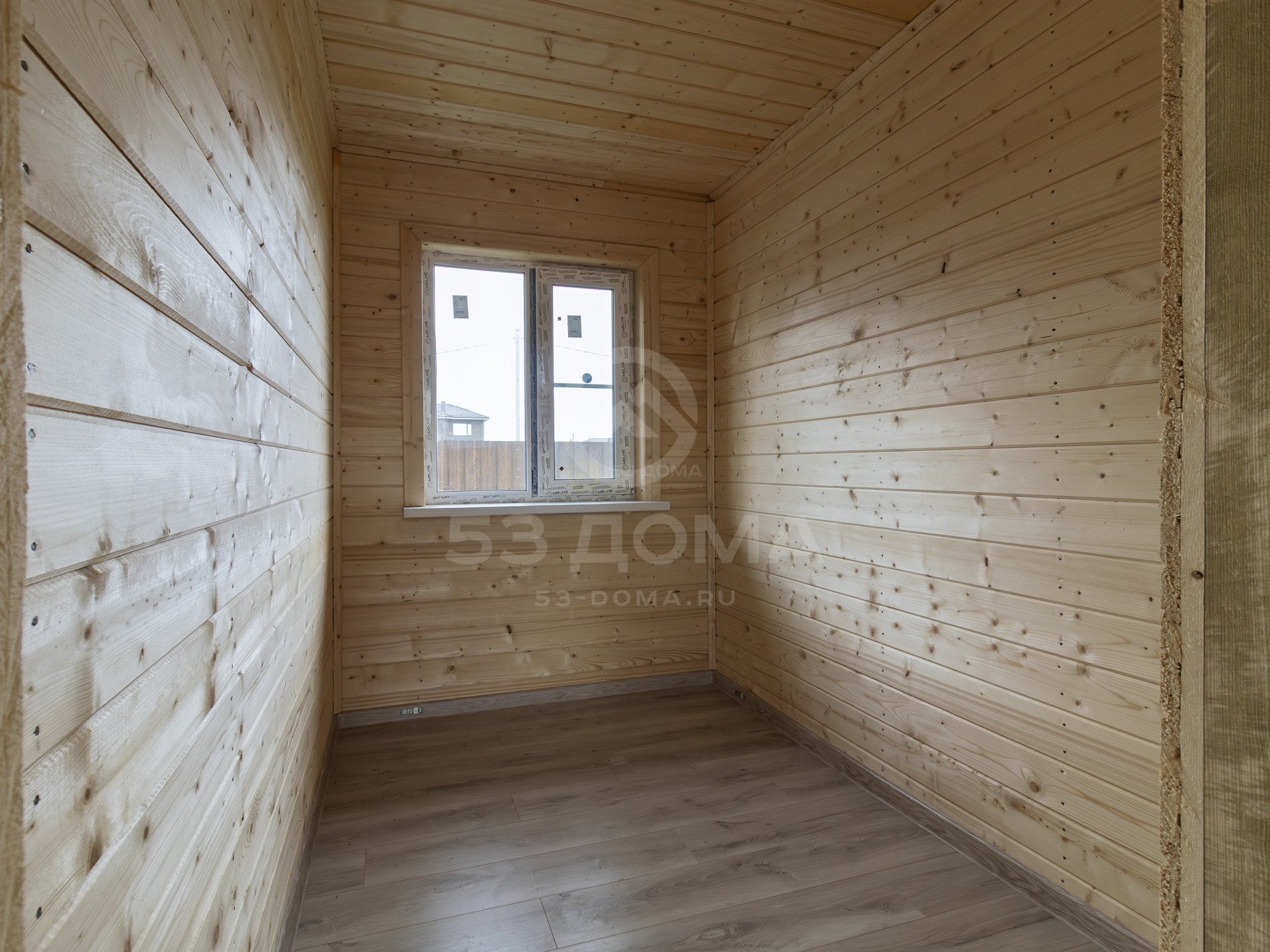 Каркасный дом ДК302 7,5х6 м с мансардой и террасой