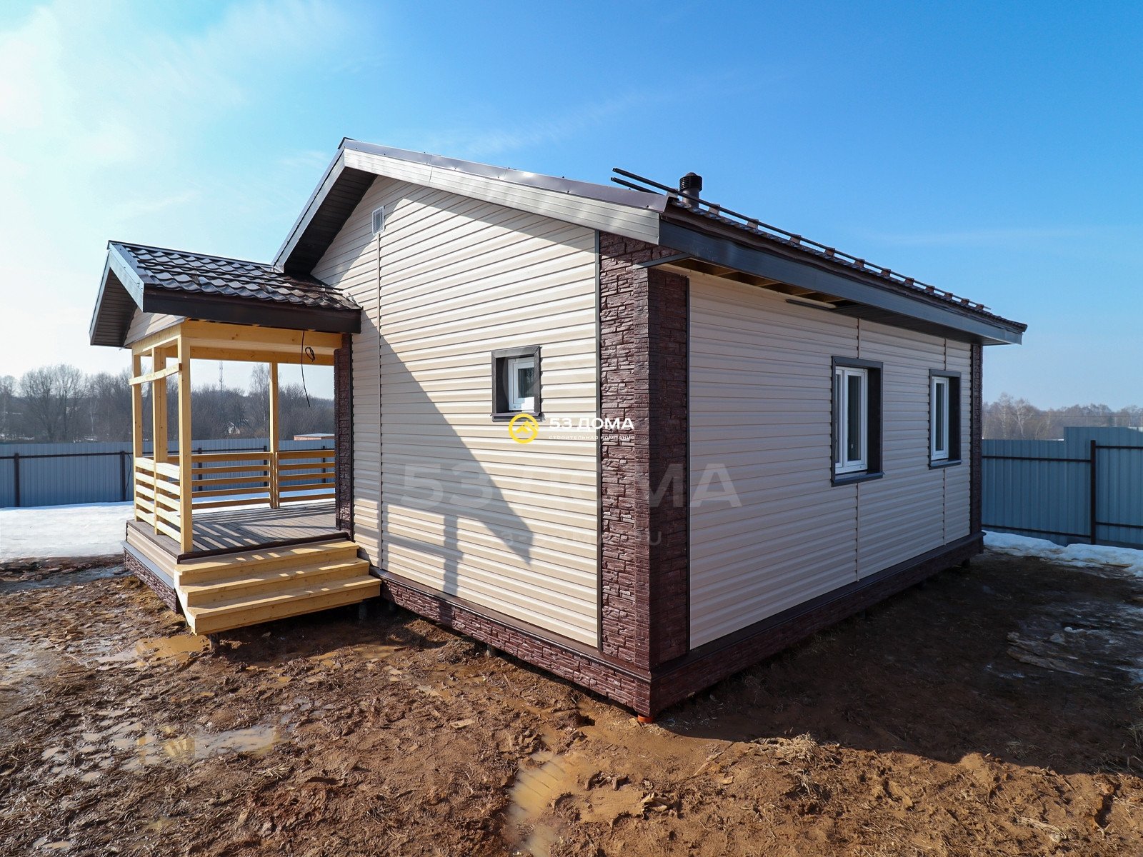 Каркасный дом 8х10 м с террасой, 1 этаж