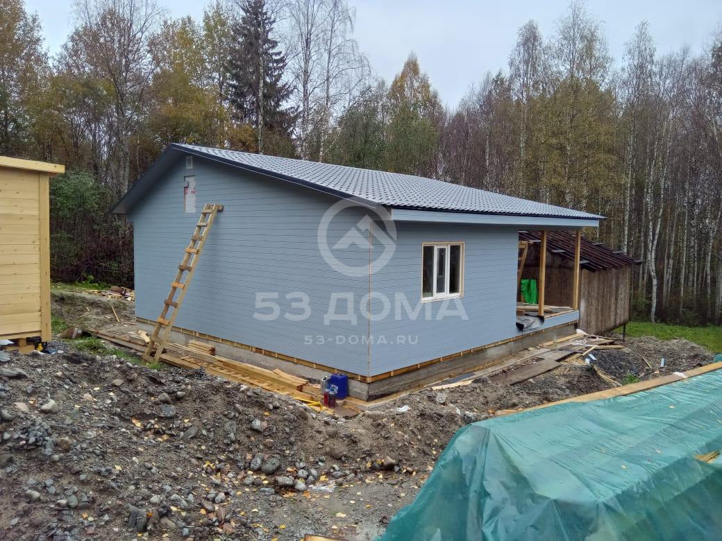 Каркасный дом 9,5х9,5 м с террасой, 4 недели