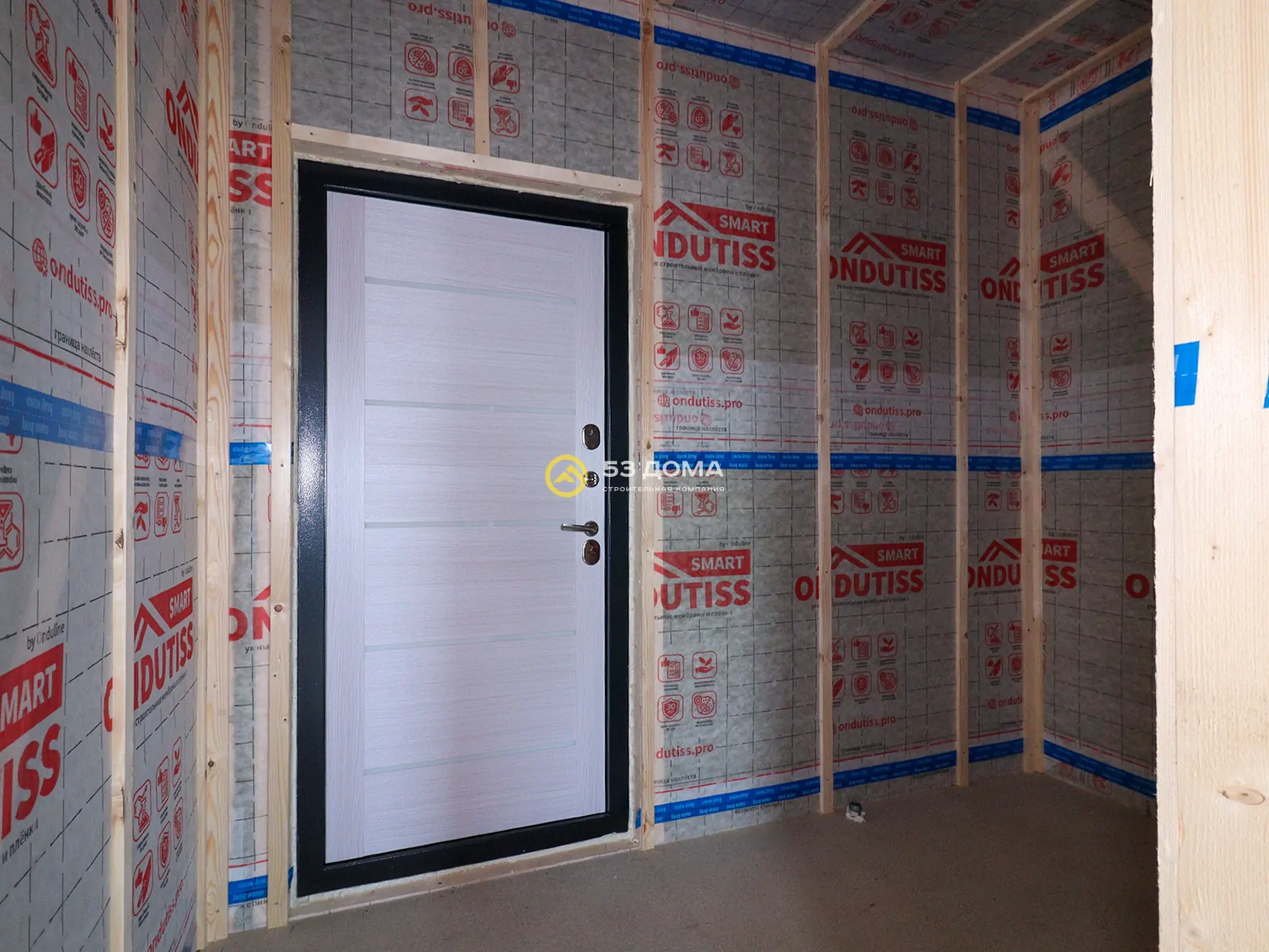 Каркасный дом ДК-36 9х12 м, с террасой 3х8 м, 1 этаж