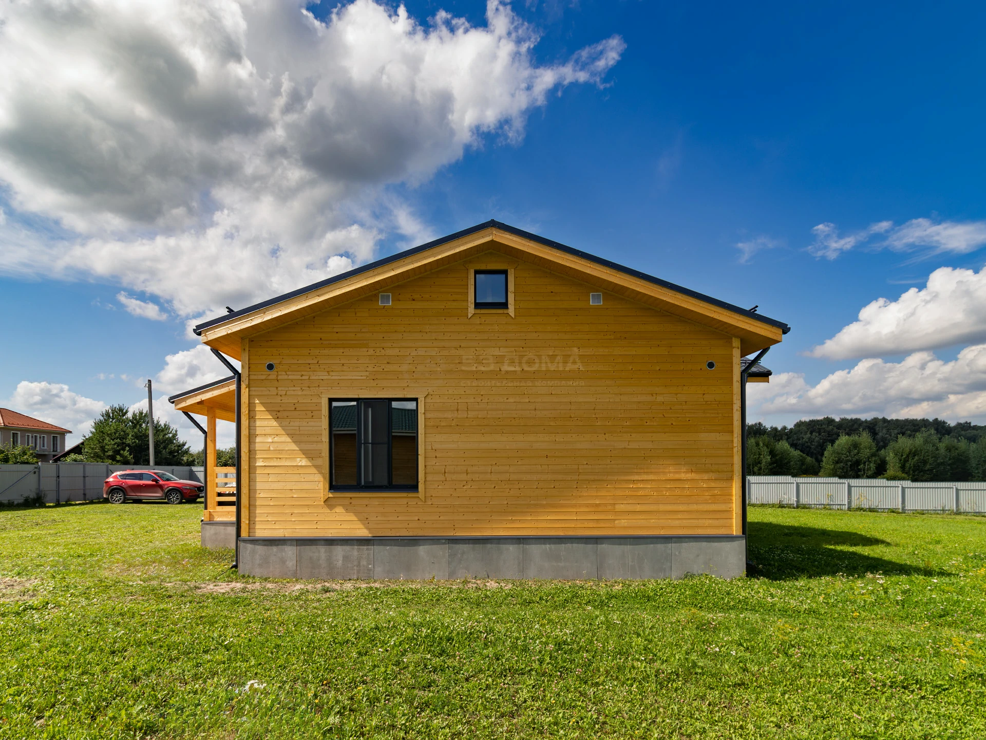 Каркасный дом по проекту ДК 318, 10×14 м с крыльцом 2×3 м, 1 месяц